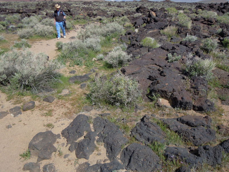 Fossil Falls off 395
