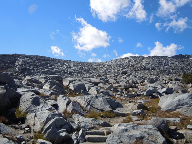 last bit of climbing for Donohue (Lauren is the speck on the ridge)
