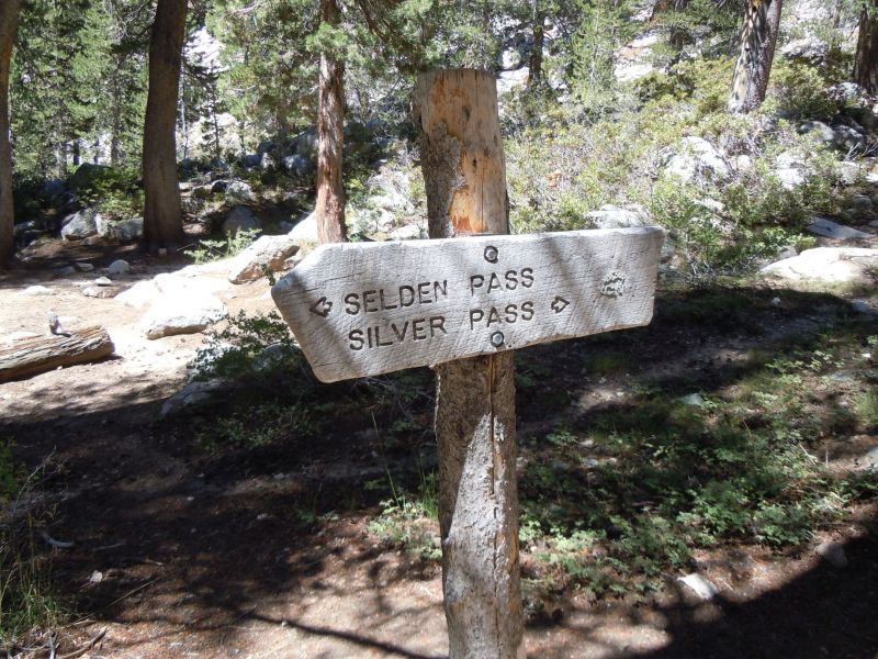 Mono Pass Trail
