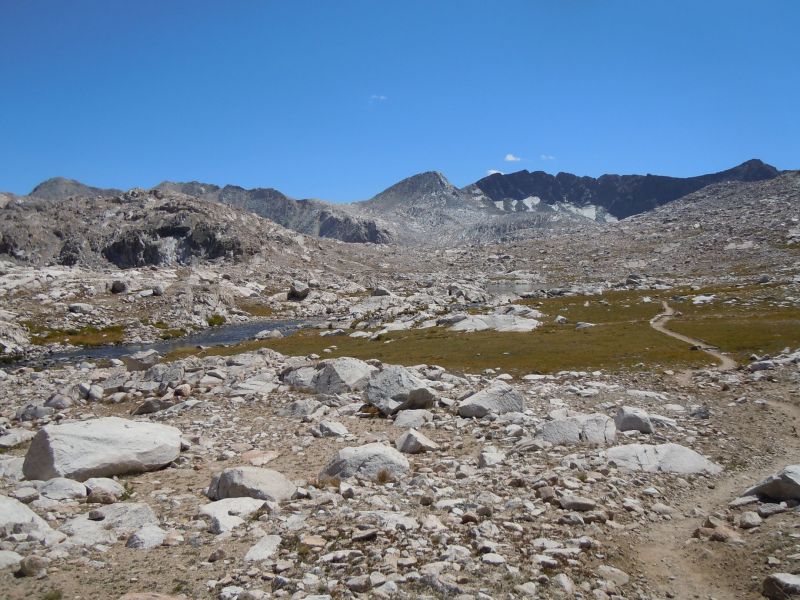 Looking south I think from somewhere on the approach to Muir pass

