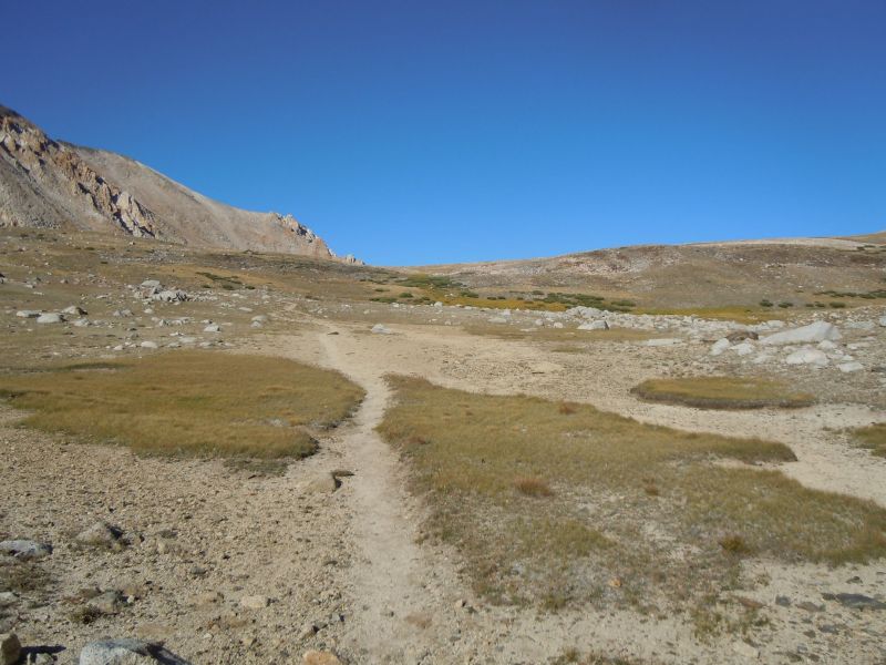 Almost to the top of taboose pass
